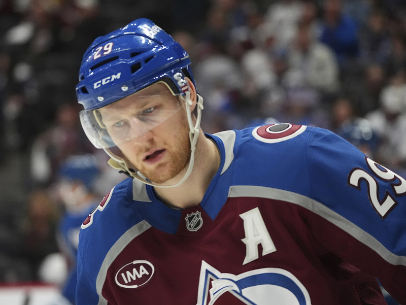 Útočník Colorada Nathan MacKinnon