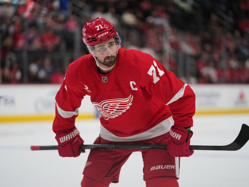 Dylan Larkin, kapitán Detroitu Red Wings