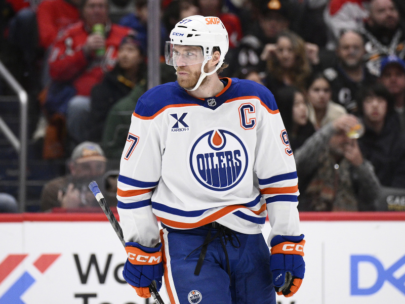 Kanadská hokejová superhviezda Connor McDavid