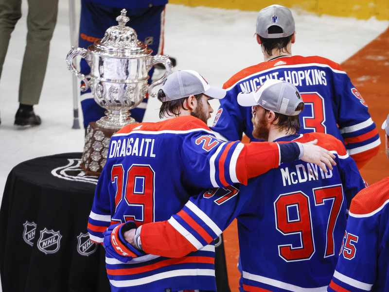 Hokejisti Edmontonu Oilers sa po 18 rokoch prebojovali do finále NHL