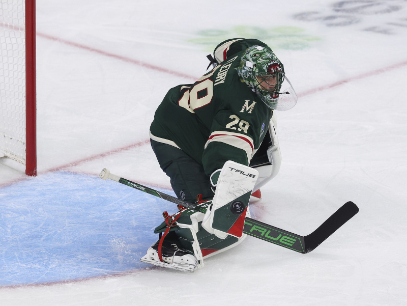 Kanadský hokejový brankár Marc-Andre Fleury