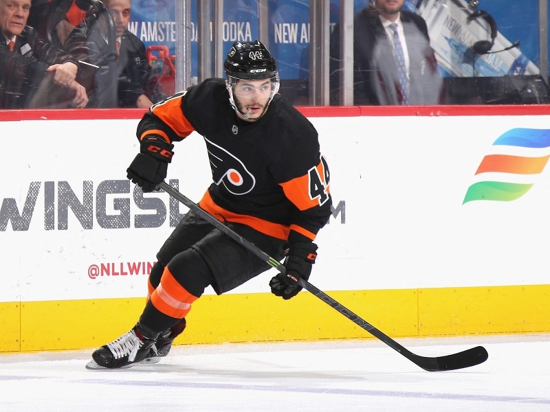 Phil Varone v drese Philadelphie Flyers z roku 2019