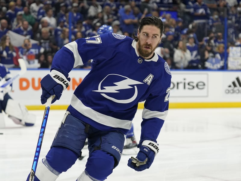 Americký obranca Ryan McDonagh