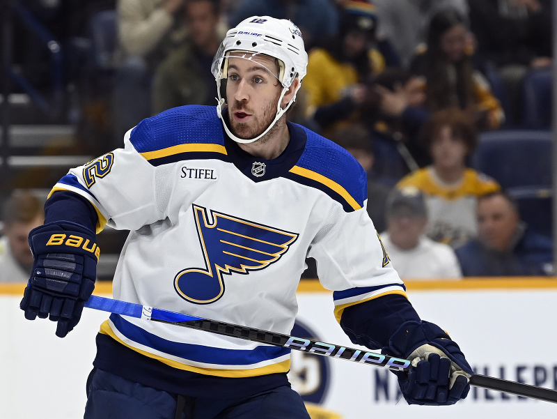 Americký hokejový útočník Kevin Hayes