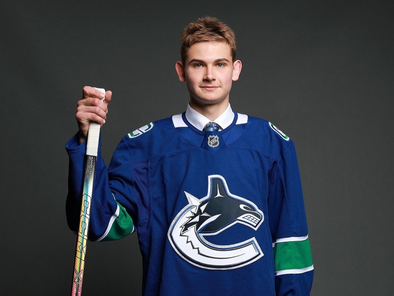 Alexej Medvedev v drese Vancouveru Canucks