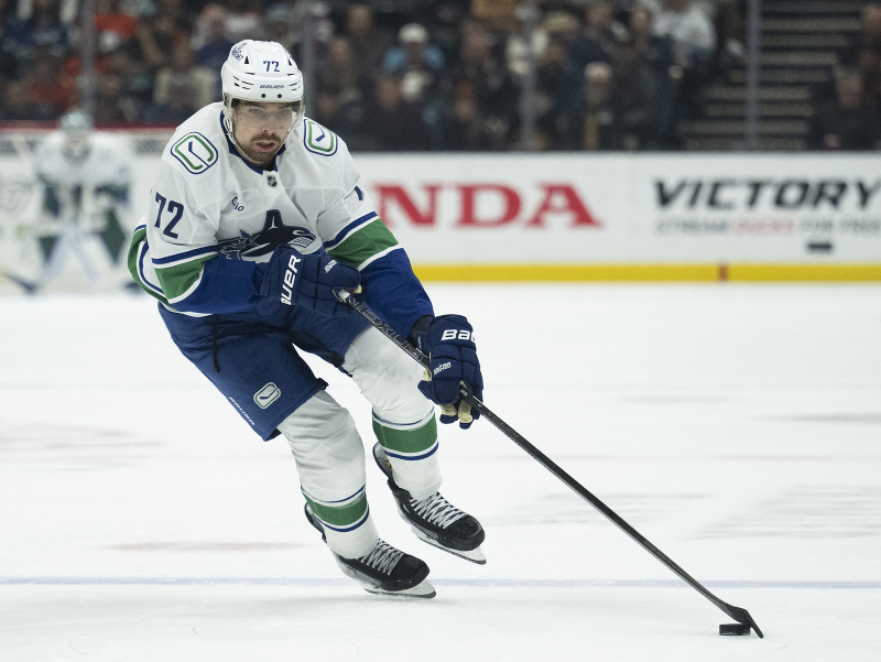 Český útočník Filip Chytil z Vancouveru Canucks