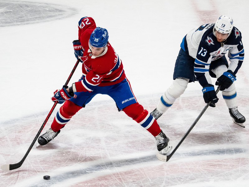 Juraj Slafkovský v zápase Montrealu proti Winnipegu Jets