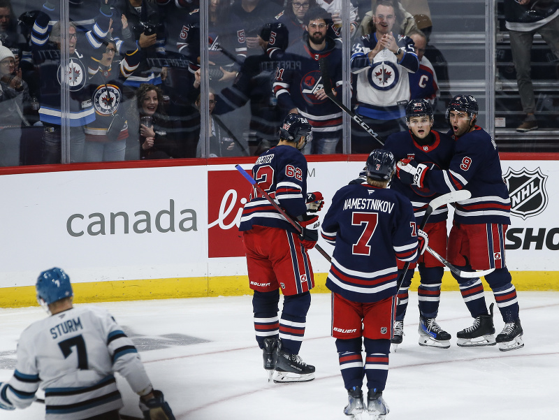 Gólová radosť hokejistov Winnipegu Jets