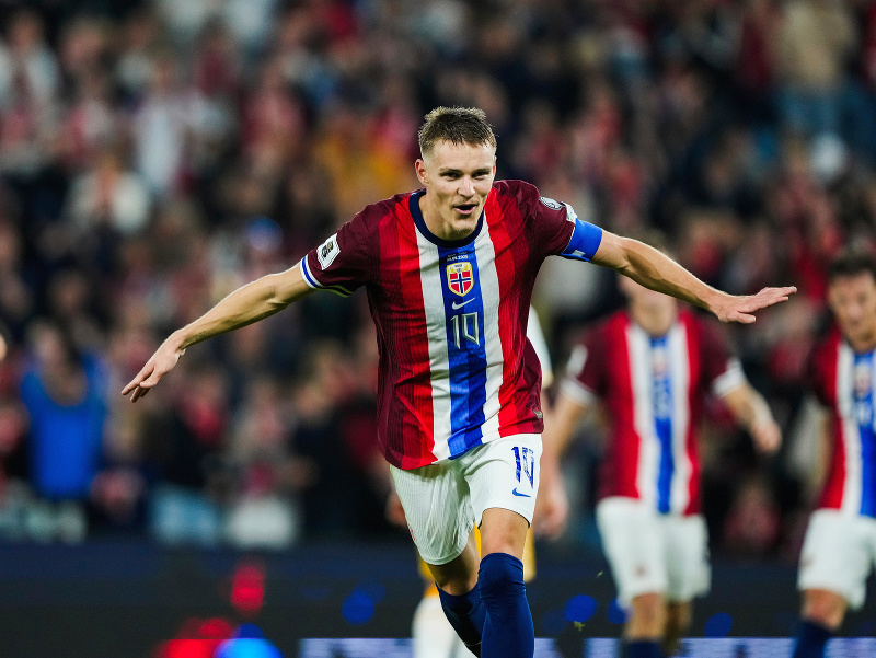 Martin Ödegaard z Nórska sa teší z gólu 