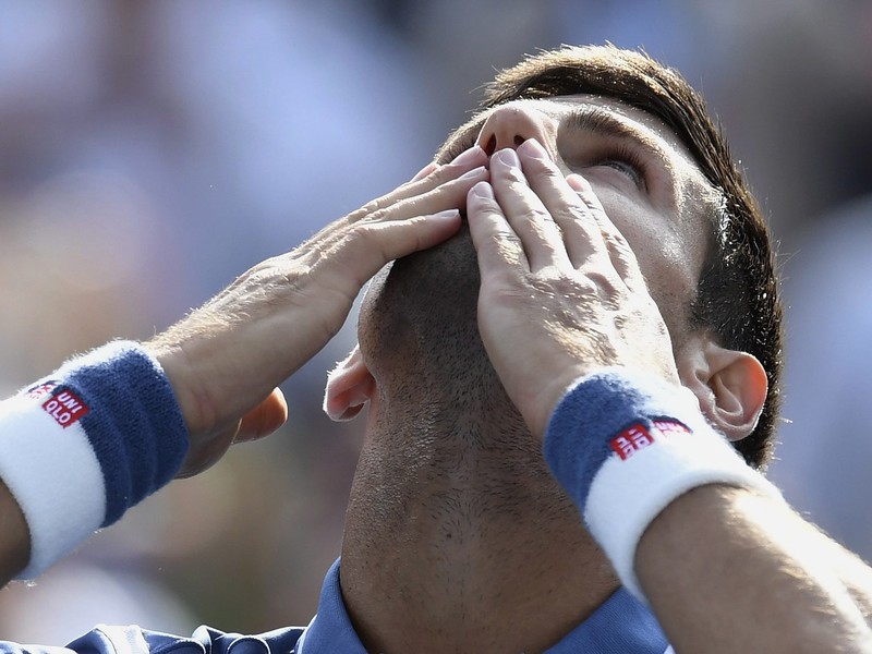 Novak Djokovič sa raduje zo zisku titulu v Toronte