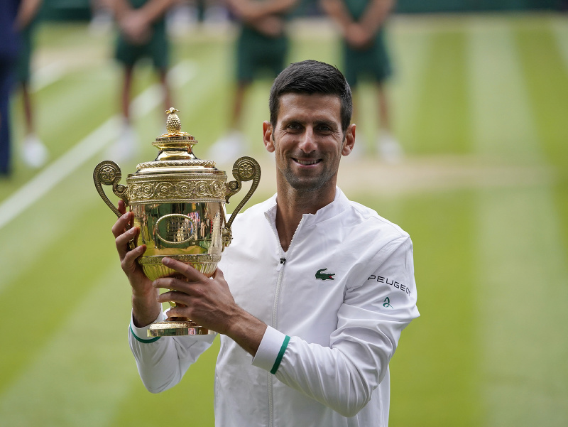 Novak Djokovič po víťazstve na Wimbledone