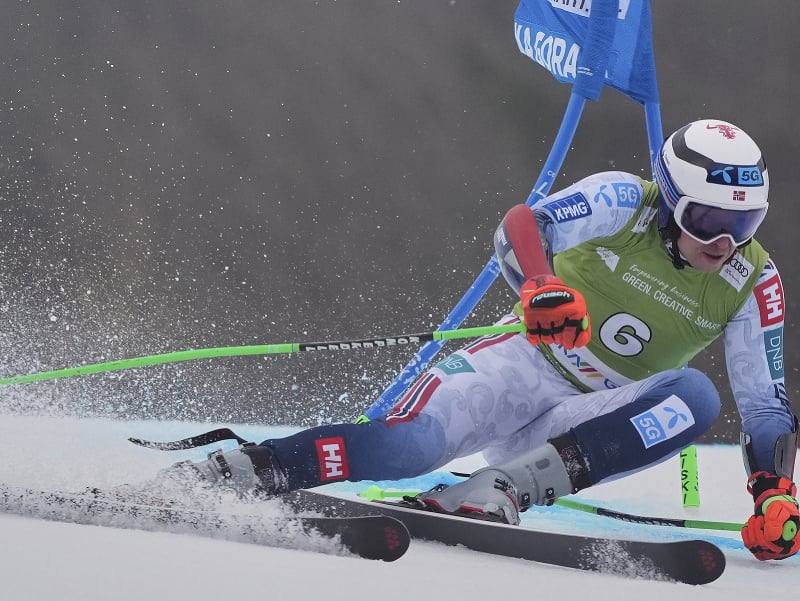 Henrik Kristoffersen na zjazdovke 