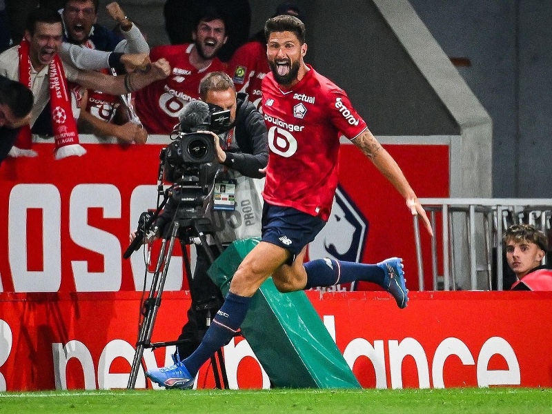 Olivier Giroud a jeho gólové oslavy po víťaznom zásahu