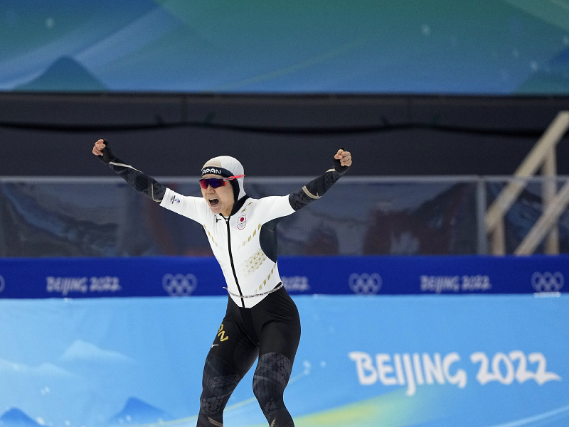 Japonská rýchlokorčuliarka Miho Takagiová získala na ZOH 2022 v Pekingu zlatú medailu na 1000 m