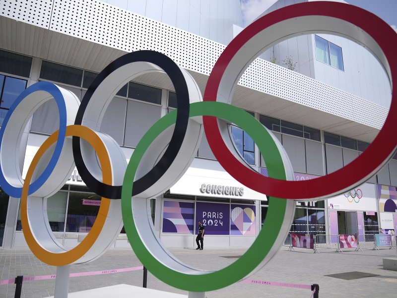 Olympijské kruhy v Paríži