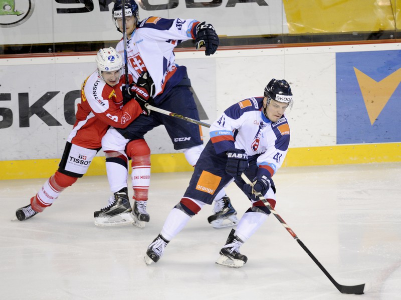 Sprava: Patrik Lušňák a Tomáš Hrnka, obaja zo Slovenska, a Damien Riat zo Švajčiarska