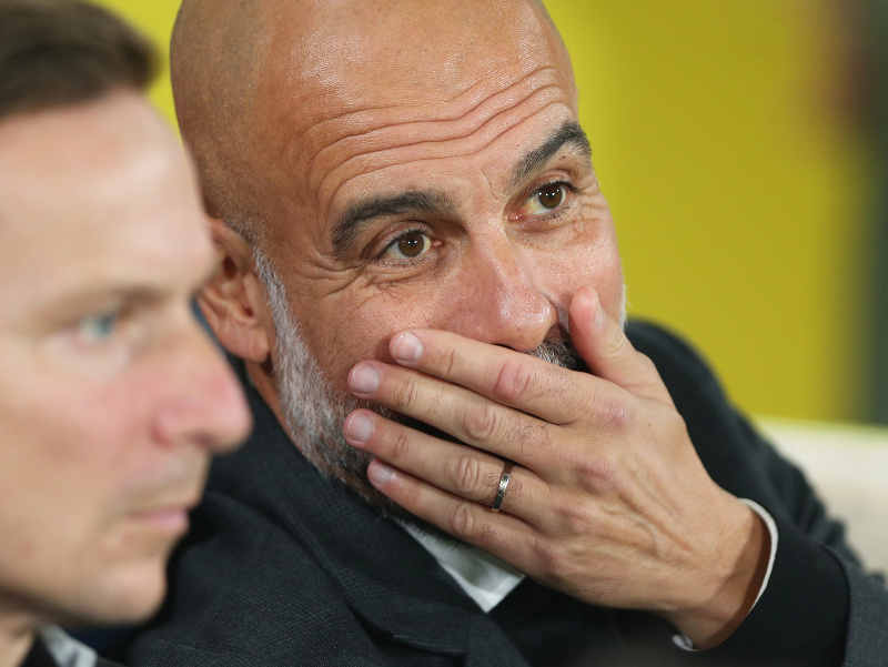 Manažér Manchestru City Pep Guardiola počas zápasu Ligy majstrov