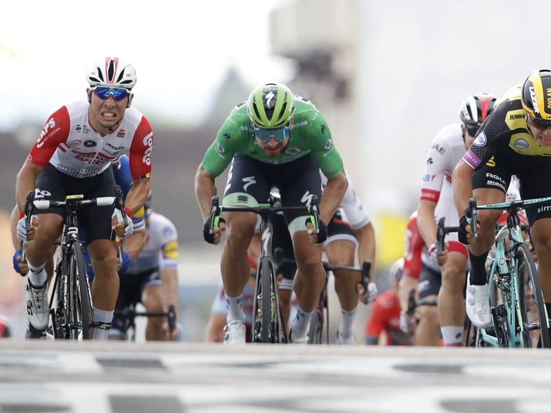 Caleb Ewan, Peter Sagan a Dylan Groenewegen v záverečnom špurte siedmej etapy