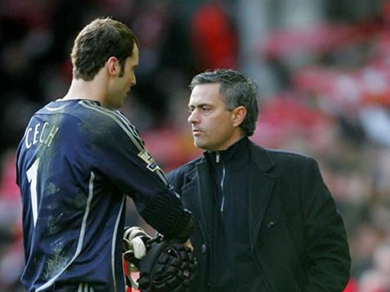 Petr Čech a José Mourinho
