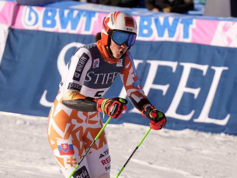 Slovenská lyžiarka Petra Vlhová reaguje v cieli 2. kola obrovského slalomu Svetového pohára v americkom Killingtone