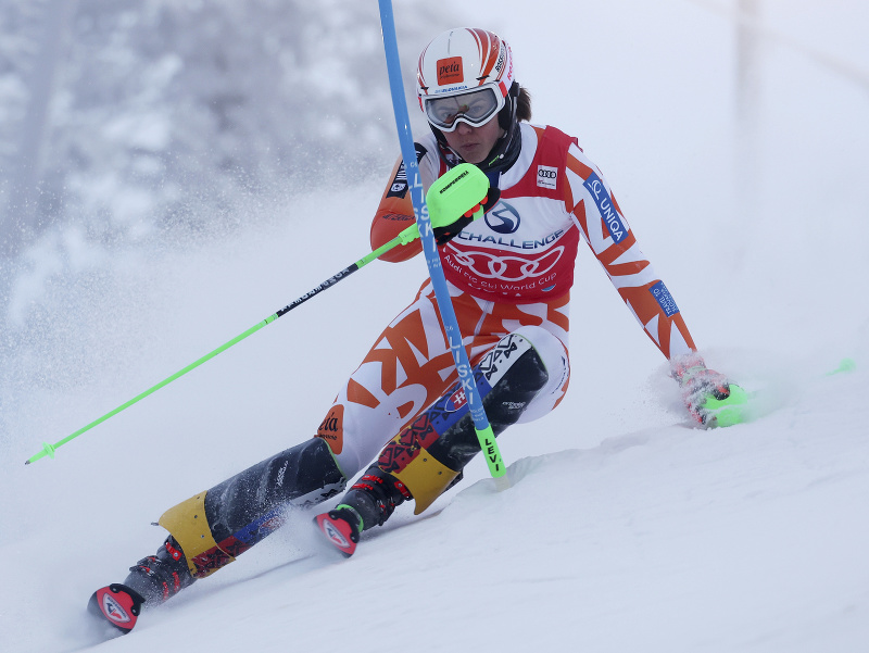 Slovenská lyžiarka Petra Vlhová počas prvého kola slalomu žien v alpskom lyžovaní vo fínskom Levi