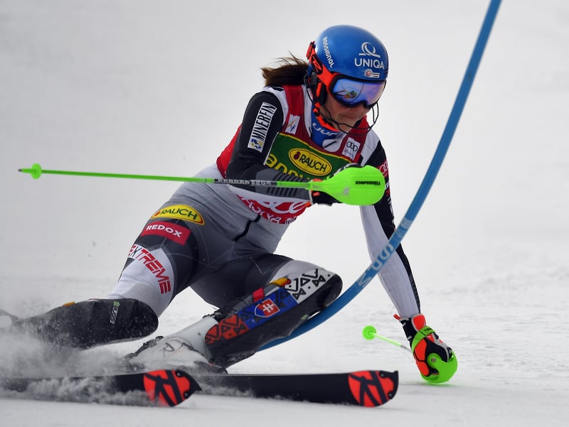 Slovenská lyžiarka Petra Vlhová na trati počas 1. kola slalomu v Jasnej