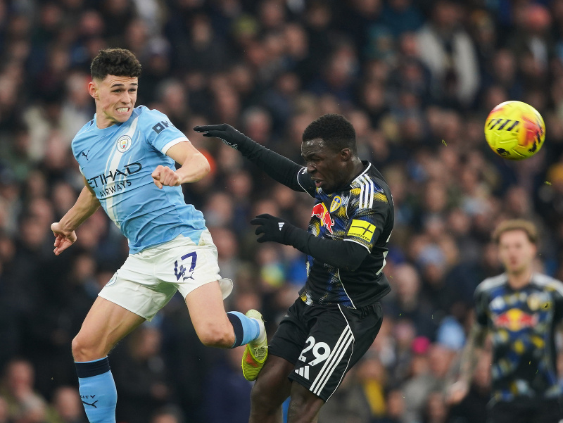 Phil Foden (vľavo) a Wilfried Gnonto