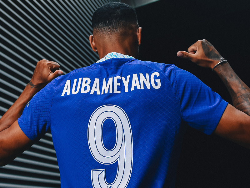 Pierre-Emerick Aubameyang sa upísal Chelsea