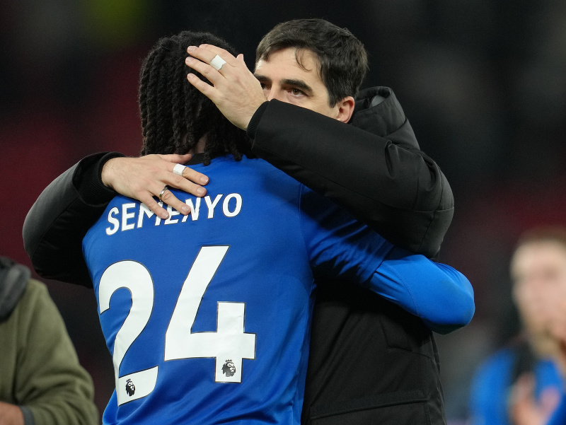 Antoine Semenyo a manažér Bournemouthu Andoni Iraola