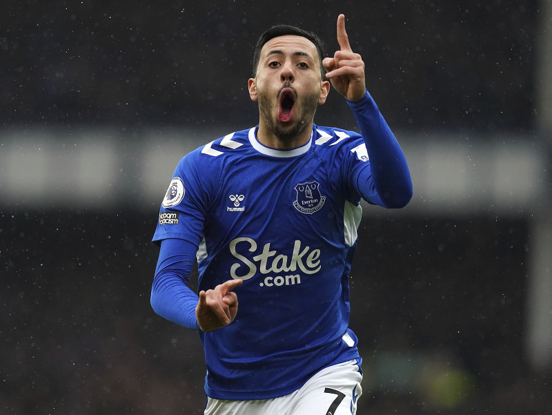 Futbalista Evertonu Dwight McNeil