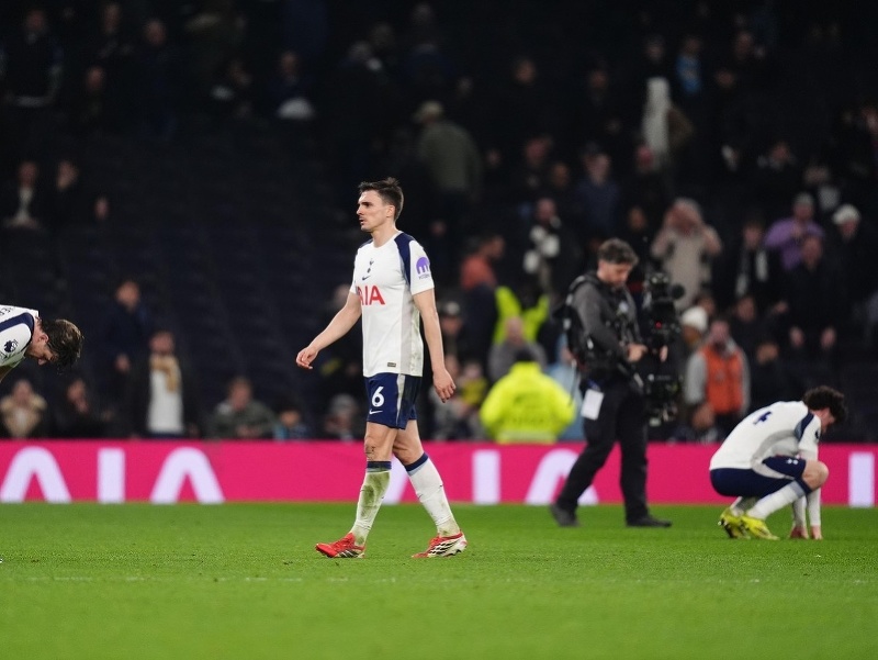 Sklamaní hráči Tottenhamu