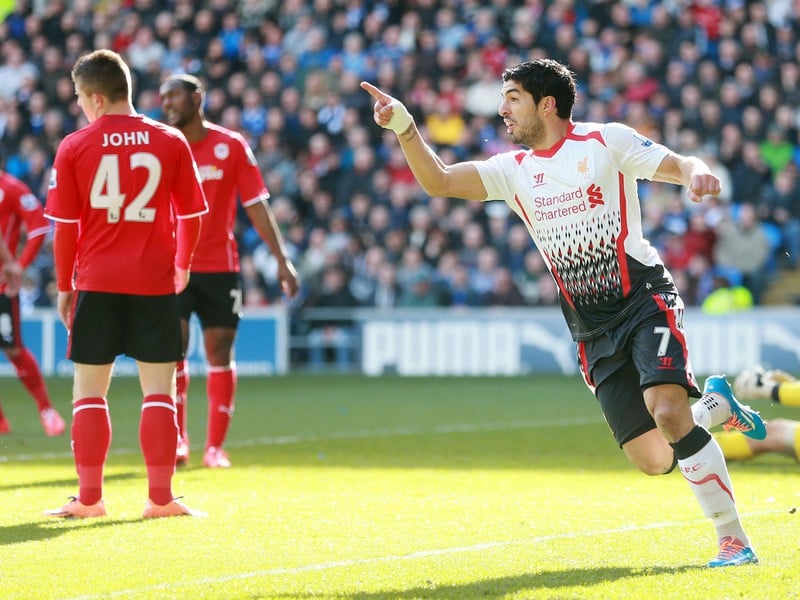 Luis Suárez oslavuje gól Liverpoolu