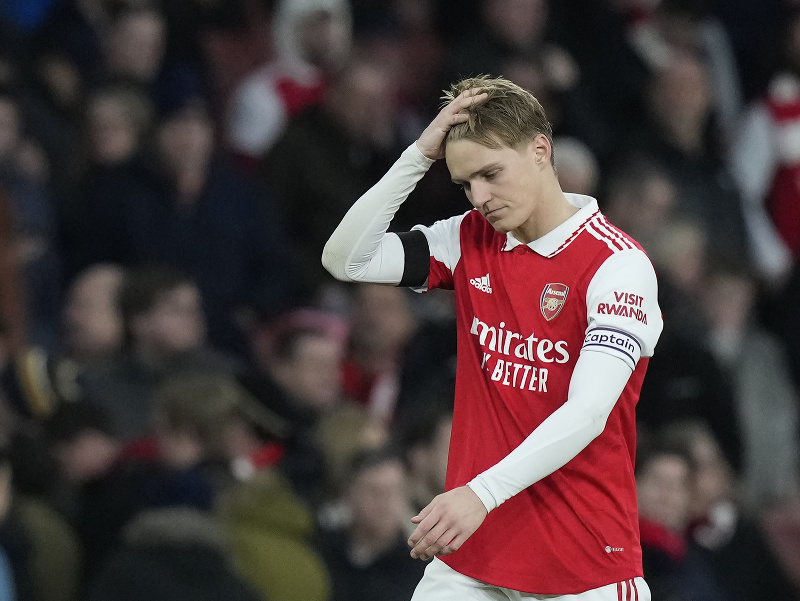 Záložník Arsenalu Martin Ødegaard je sklamaný po zápase s Brentfordom