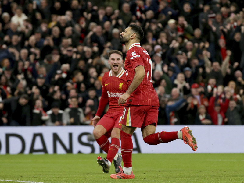 Radujúci sa Mohamed Salah
