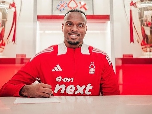 Carlos Miguel smeruje z Corinthiansu do Nottinghamu 