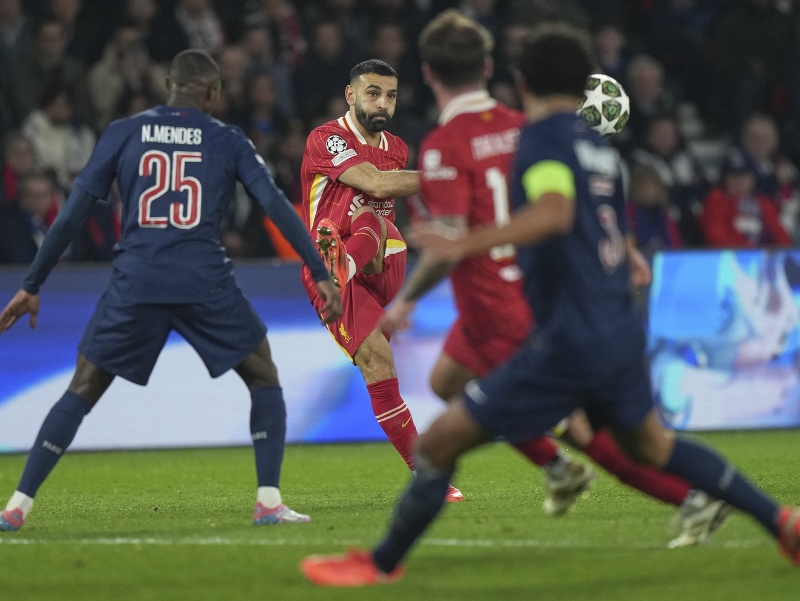 Mohamed Salah centruje do šestnásky