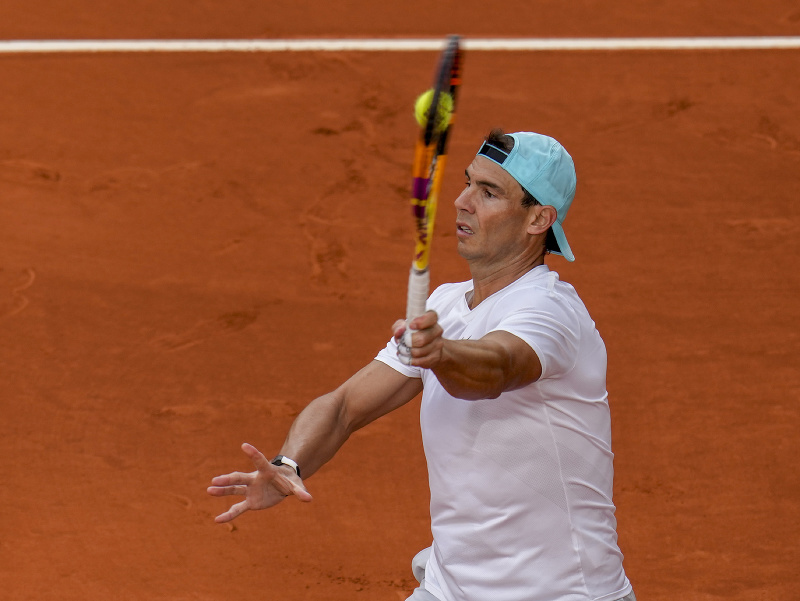 Španielsky tenista Rafael Nadal trénuje na antukový turnaj Mutua Madrid Open