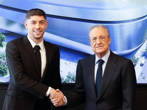 Federico Valverde podpísal s Realom Madrid novú zmluvu do roku 2029