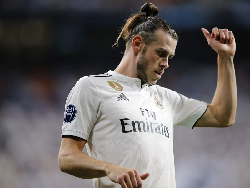Futbalista Realu Madrid Gareth Bale reaguje v zápase 1. kola G-skupiny Ligy majstrov Real Madrid - AS Rím