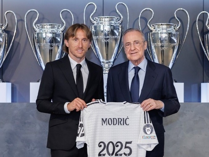Luka Modrič podpísal s Realom novú zmluvu do leta roku 2025