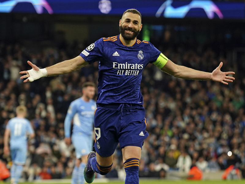 Karim Benzema sa raduje z gólu