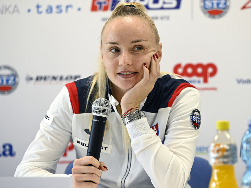 Na snímke slovenská reprezentantka v tenise Rebecca Šramková počas tlačovej konferencie