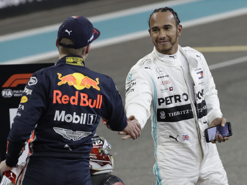 Max Verstappen a Lewis Hamilton