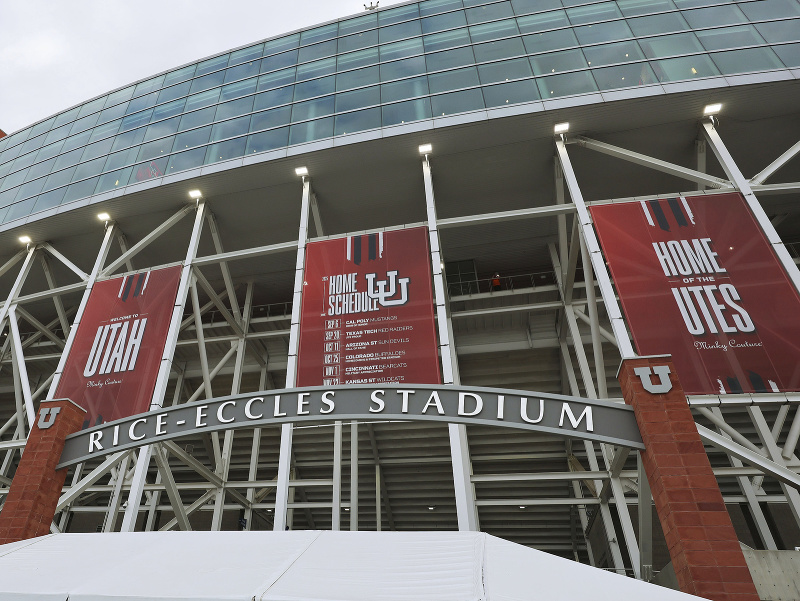 Rice Eccles Stadium v Utahu