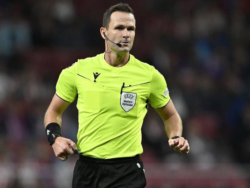 Slovenský rozhodca Ivan Kružliak 