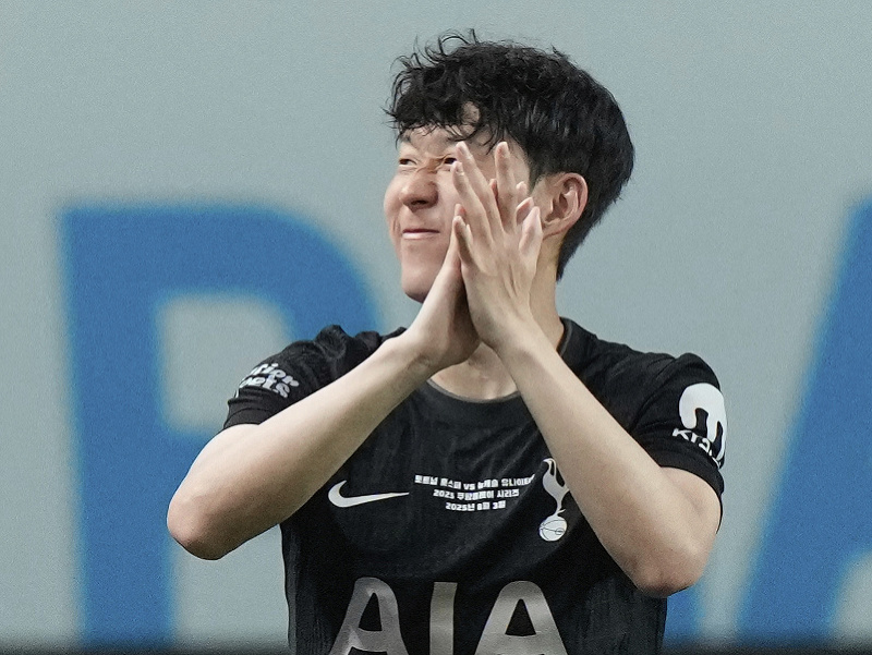 Son Heung-Min sa rozlúčil s Tottenhamom