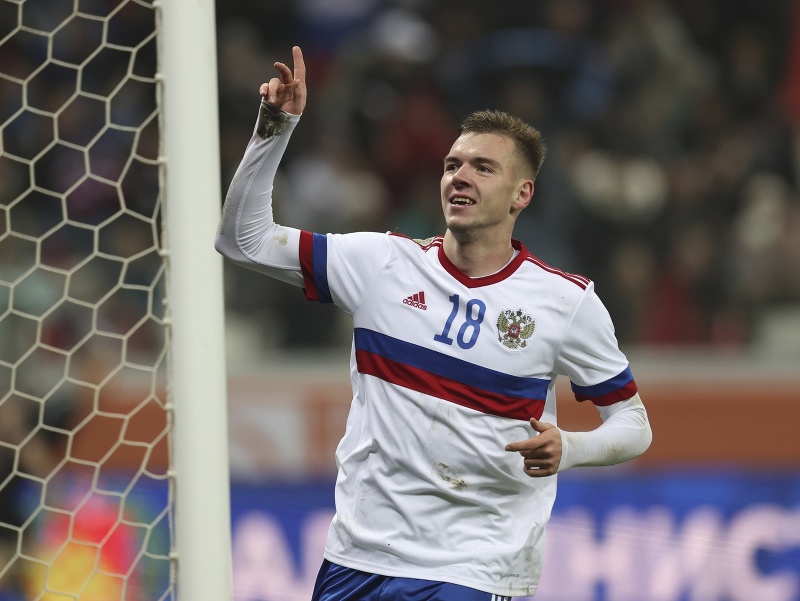 Ruský hráč Alexander Silianov a jeho gólové oslavy