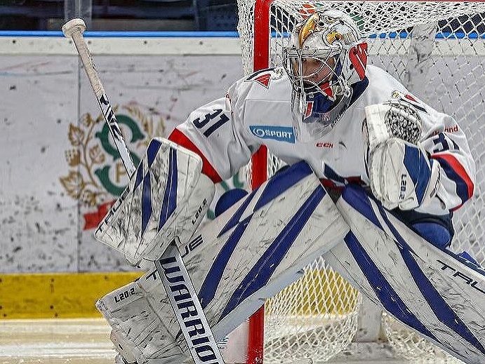 Slovenský hokejový brankár Šach Gadžijev 