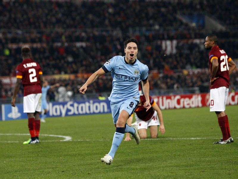 Samir Nasri oslavuje exportný gól do siete rímskeho AS