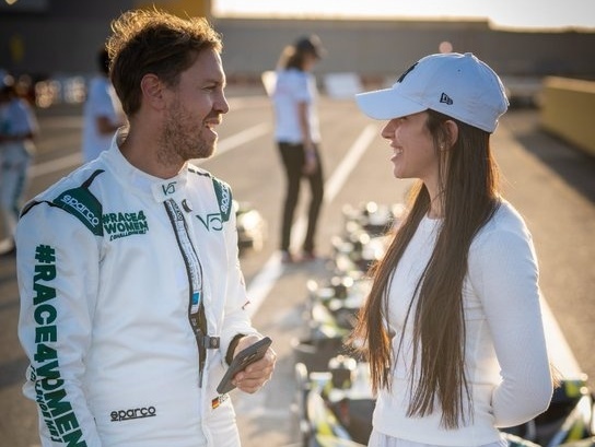 Sebastian Vettel a Farah Al-Yousefová